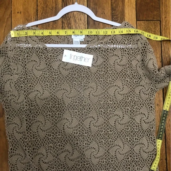 Tunic - Picture 12 of 12